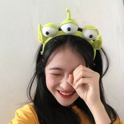 卡卡保皇变态版手游下载